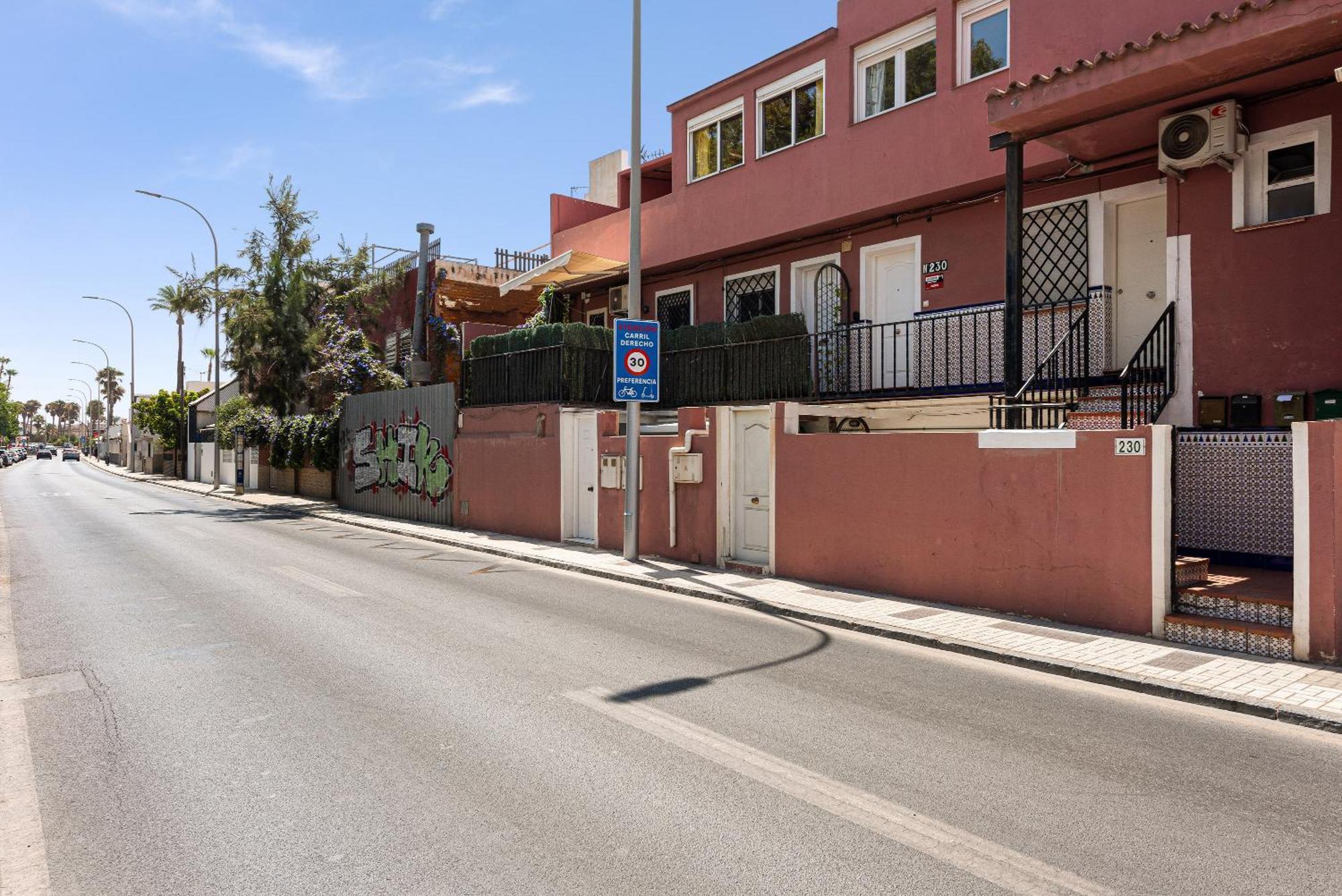 Beach apartment in Malaga Bagian luar foto